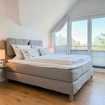 Penthouse Am Hafen 2 *